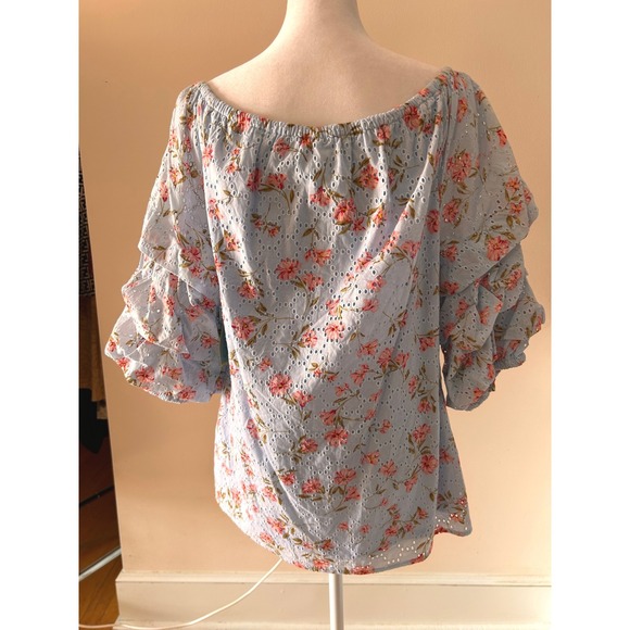 NWT CeCe Blue Floral Eyelet Off Shoulder Ruffle Sleeve Blouse Top Oversize Large - Picture 2 of 7